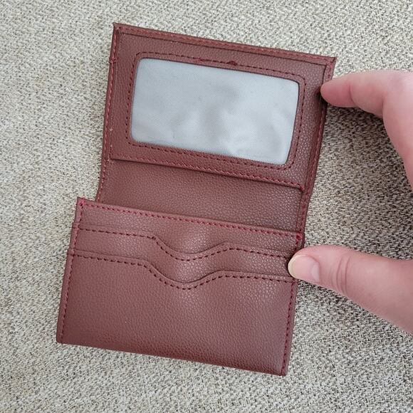 Hero Goods James series better than leather Vegan wallet in brown - Picture 2 of 6